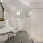 Danai House Daire Nea Roda