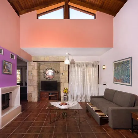 Daire Danai House Nea Roda